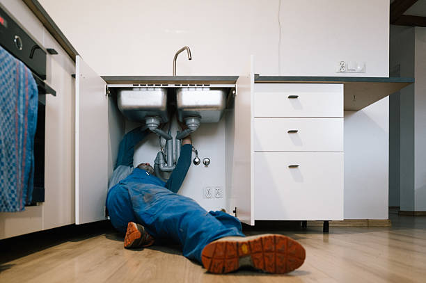 Professional Leak Detection technician working in Clinton, MD